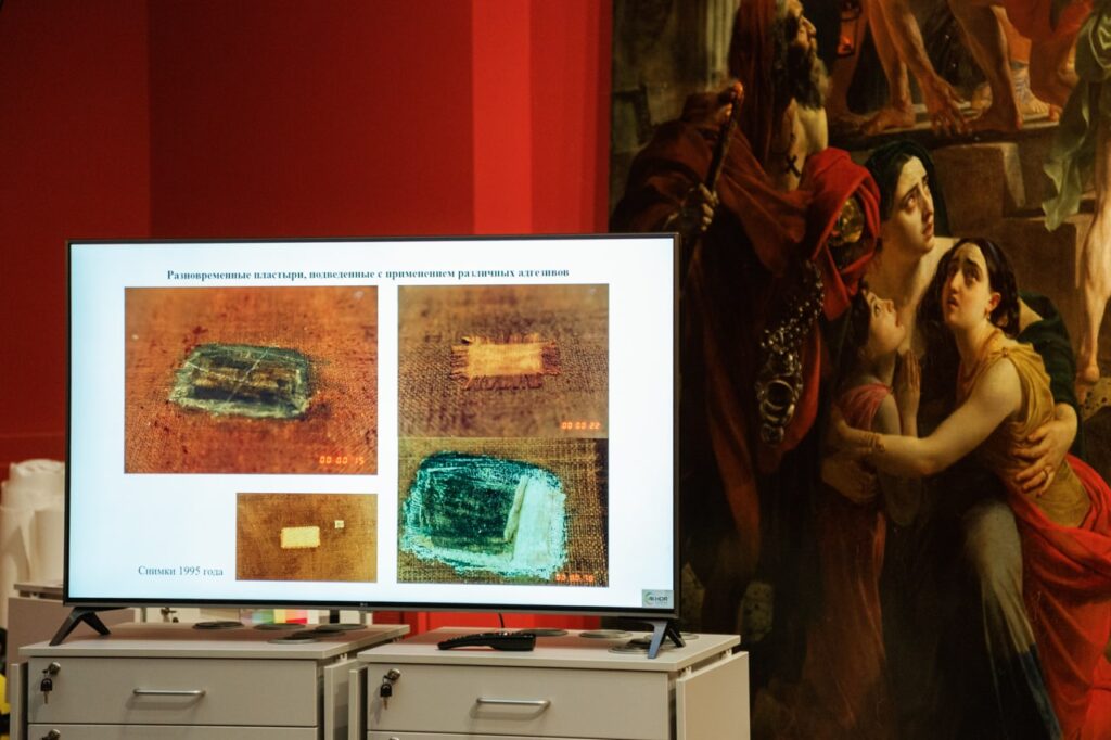 1 Реставрация картины «Последний день Помпеи» © Пресс-служба Русского музея
