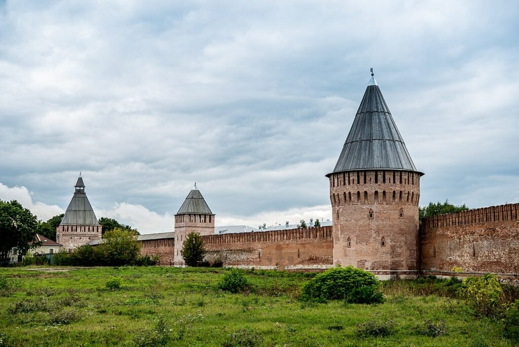 Долгочевская башня Смоленской крепости © Точка ART