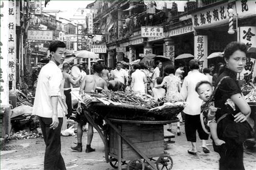 Гонконгская улица в 1950-е годы