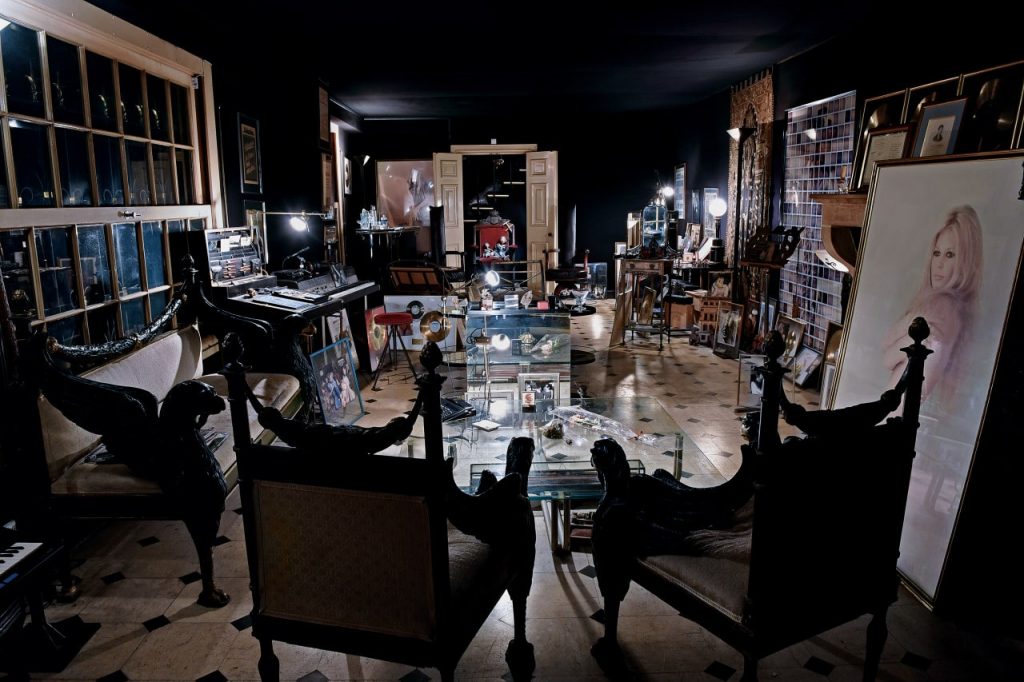 Интерьер дома-музея Сержа Генсбура © Maison Gainsbourg