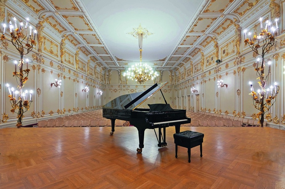 Малый зал Филармонии © Санкт-Петербургская филармония им. Д. Д. Шостаковича