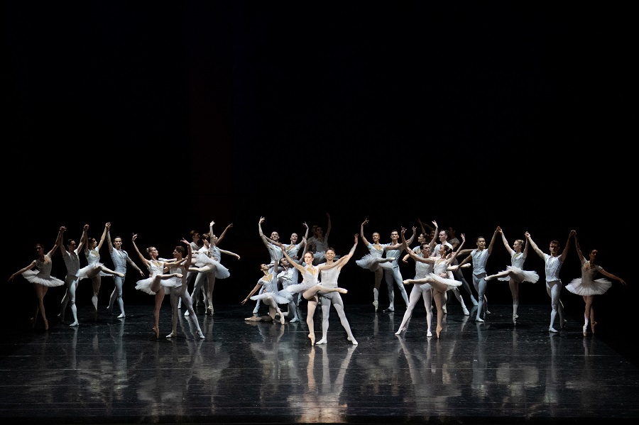 Сцена из балета «Павильон Армиды» © Фото: Иван Мохнаткин