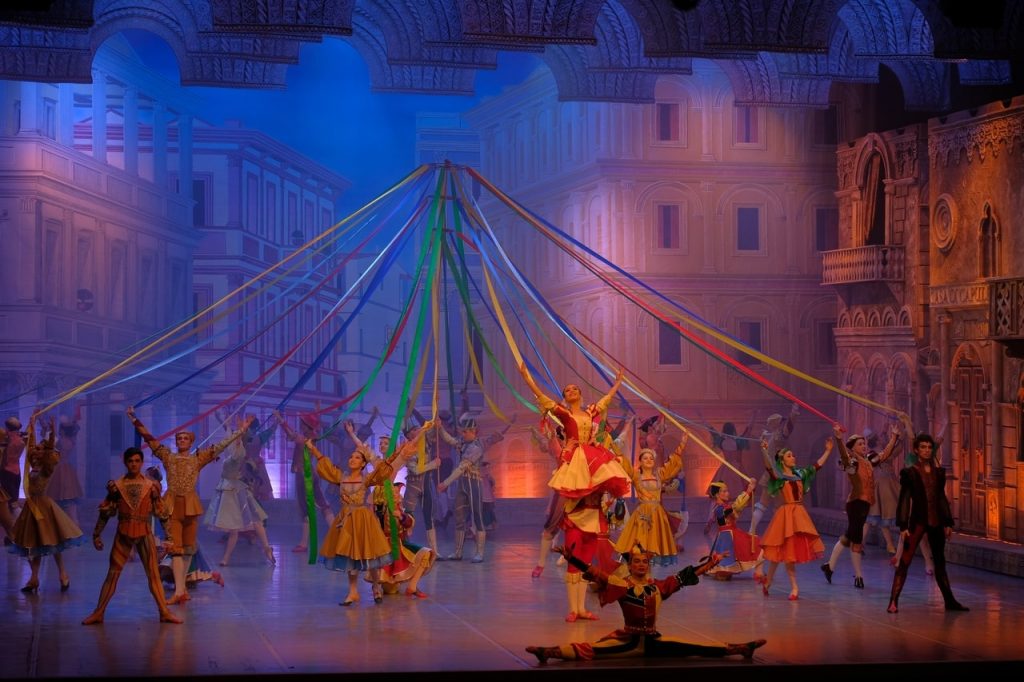 Сцена из балета «Ромео и Джульетта»