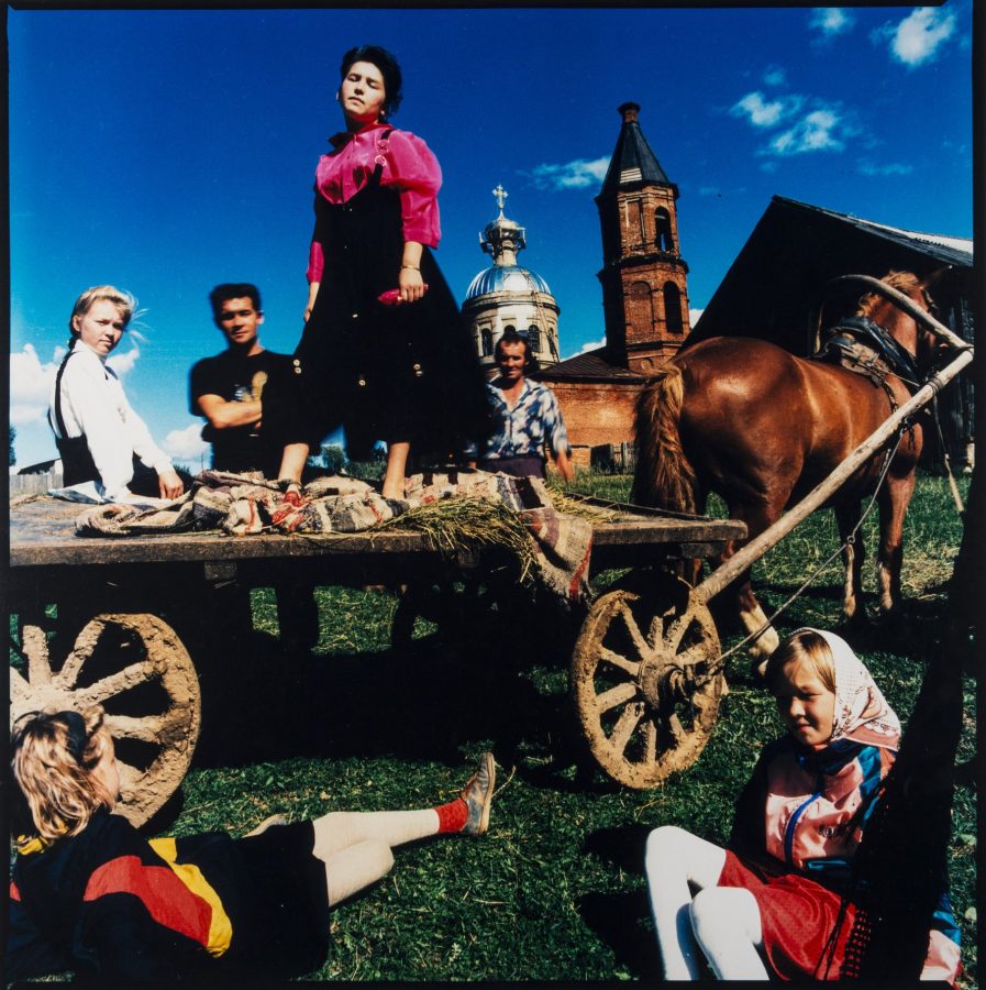 Сергей Чиликов. Из серии «Кузьма», цикл «Колоризмы», 1995 © РОСФОТО